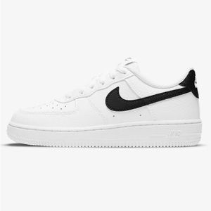 Kids Nike Force 1 sneakers/Size 2.5